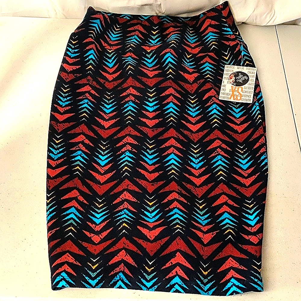 LuLaRoe Cassie skirt